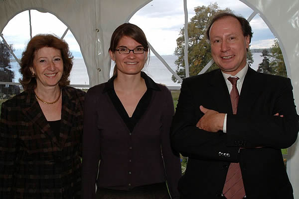 Madame Irina du Bois, Dr. Katrin Milzow et Prof. Philippe Burrin Madame Irina du Bois, Dr. Katrin Milzow et Prof. Philippe Burrin