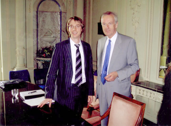 Pierre du Bois - Pierre and Dr. Basil Germond, during his thesis examination, 7 May 2007, at the Institut de hautes études internationales, in Geneva. Basil is the last to obtain his PhD  with Pierre.